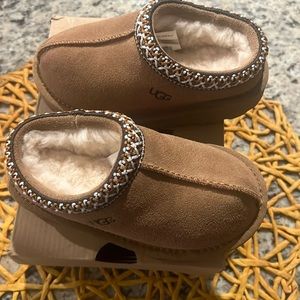 Brand new kids UGG K TASMAN